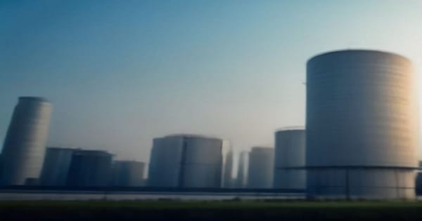 The AI Agent Uprising: Why Your Data Silos Are Now an Existential Threat